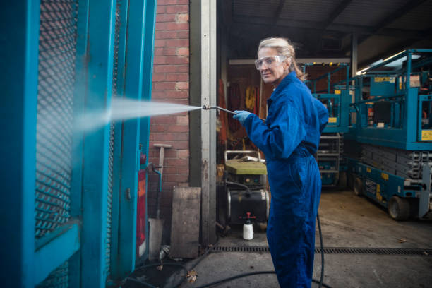 Pressure Washing Contractors in Edna, TX